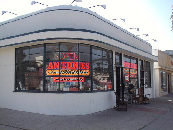 Streamline Moderne building at 3093-95 El Cajon Boulevard