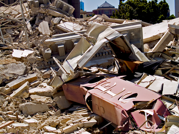 Photo of the rubble after the demolition of the Hotel San Diego